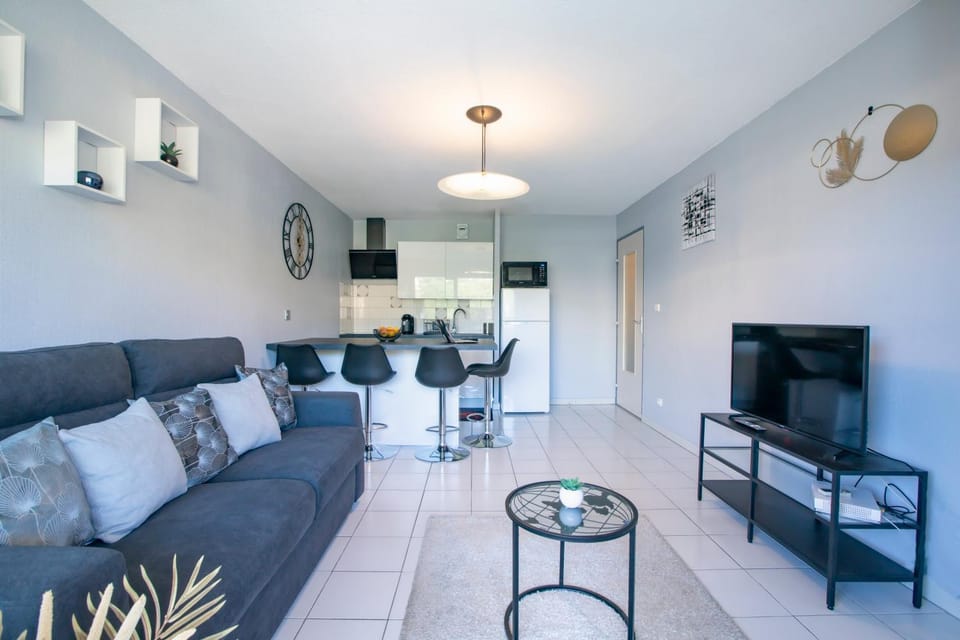 Communal lounge/ TV room, Living room, Lounge or bar, Seating area