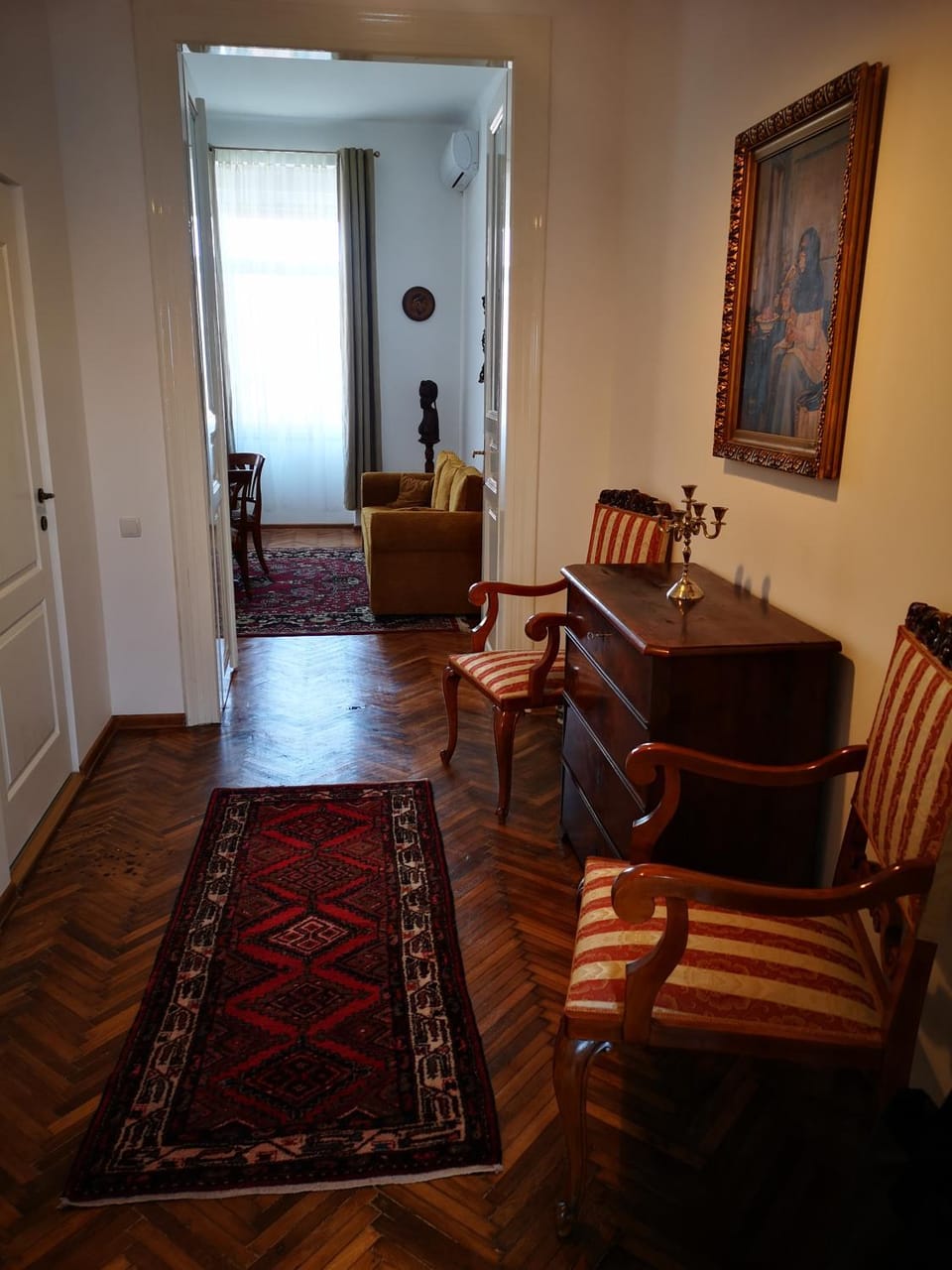 Weisz Castle style Apartment-City Center- Free Private Parking Apartment in Hungary