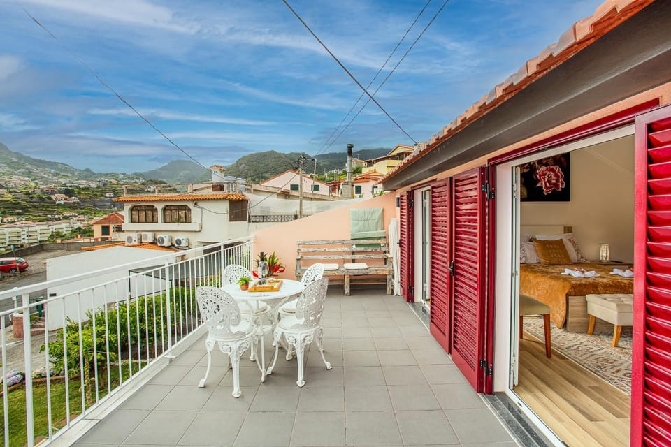 Natural landscape, Balcony/Terrace, Food and drinks