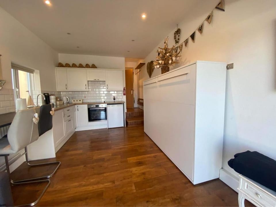 Ty Cerrig seaside Annexe, New Quay Apartment in New Quay
