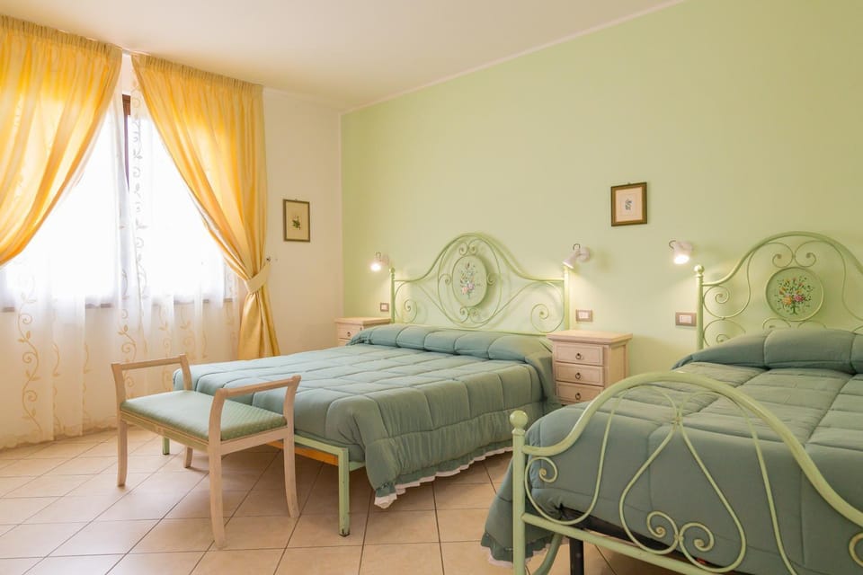 Living room, Bedroom