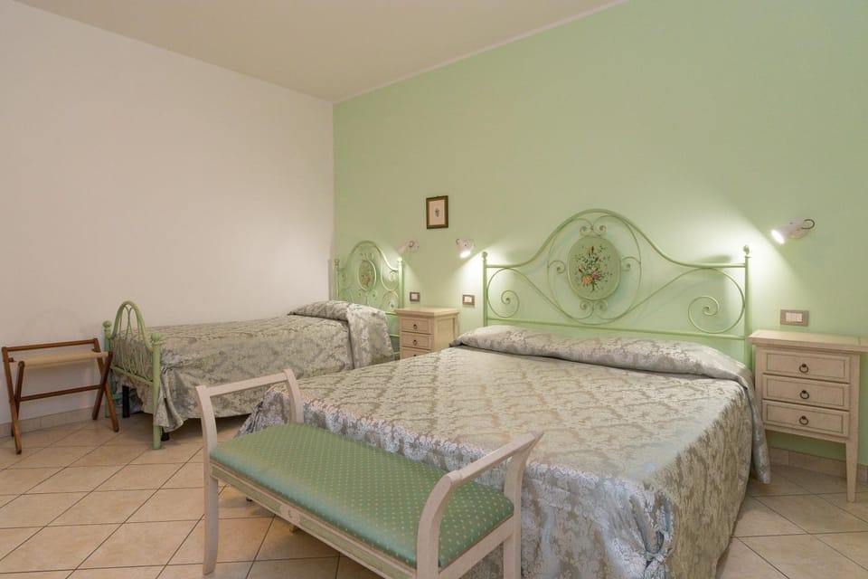 Property building, Living room, Bedroom