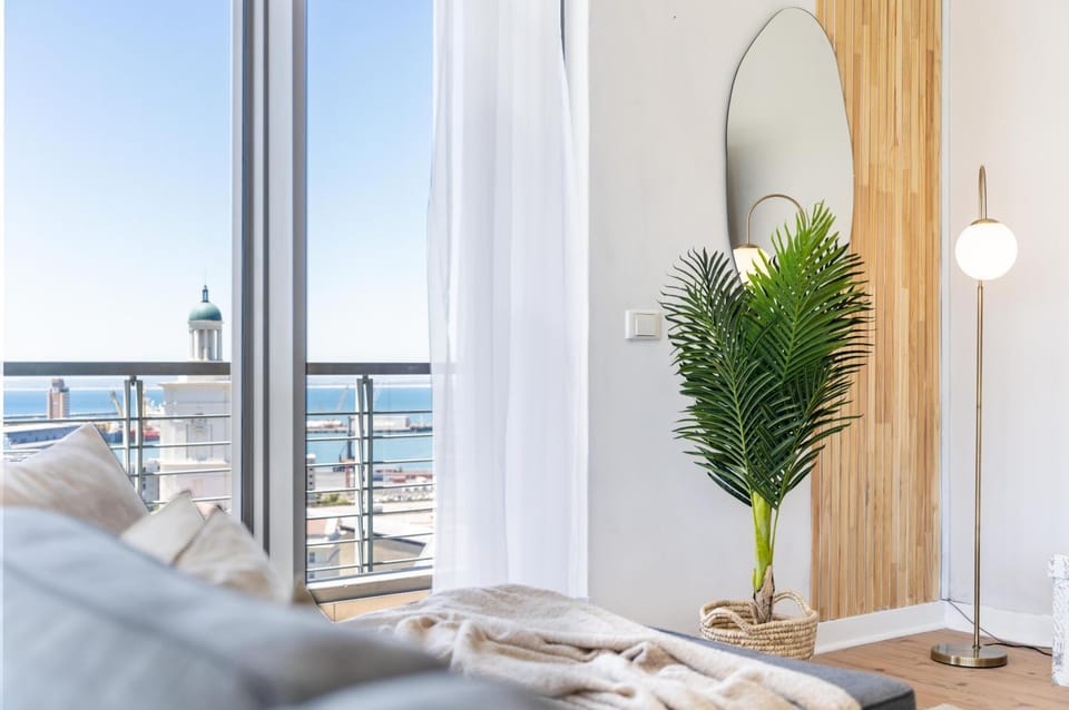 Luxury Apartment with Panorama Lounge and Ocean View Apartment in Cape Town