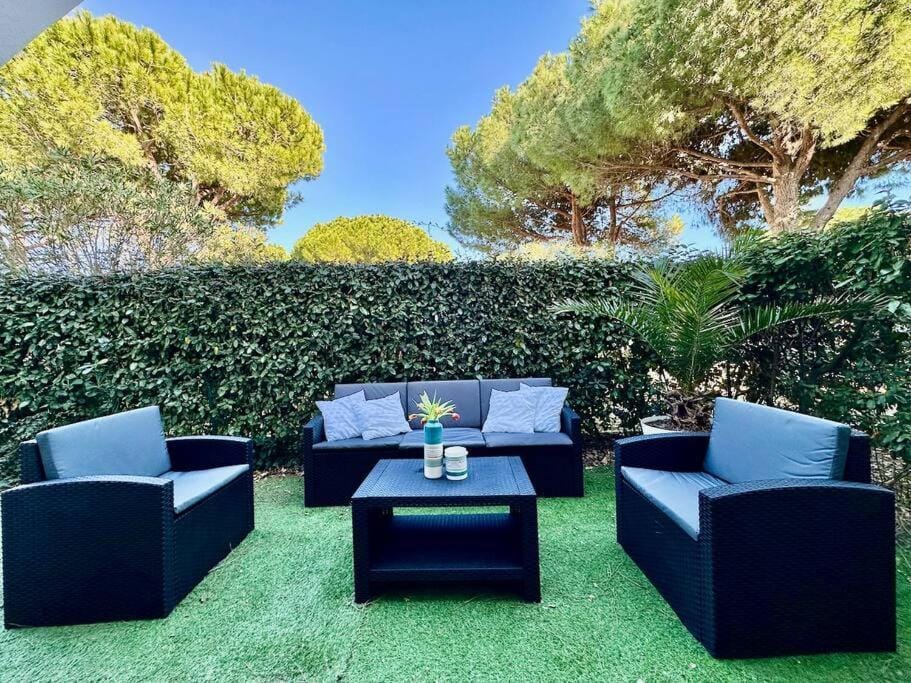 PGH N11- Terrasse Arborée, Piscine, Parking Privé Apartment in La Grande-Motte