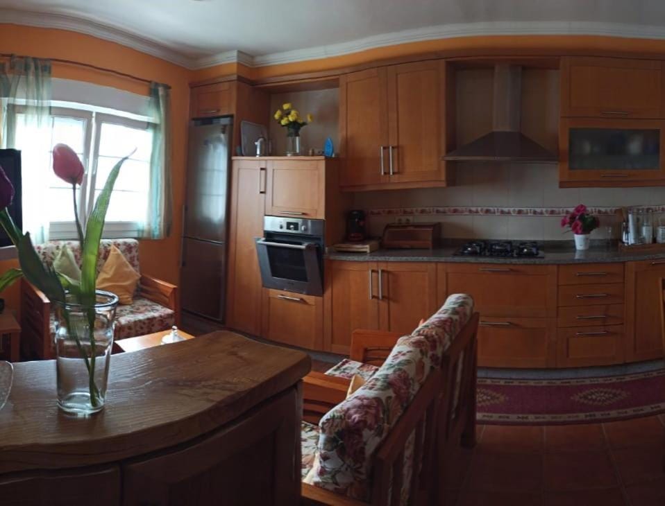 Kitchen or kitchenette, minibar, pet friendly, stove