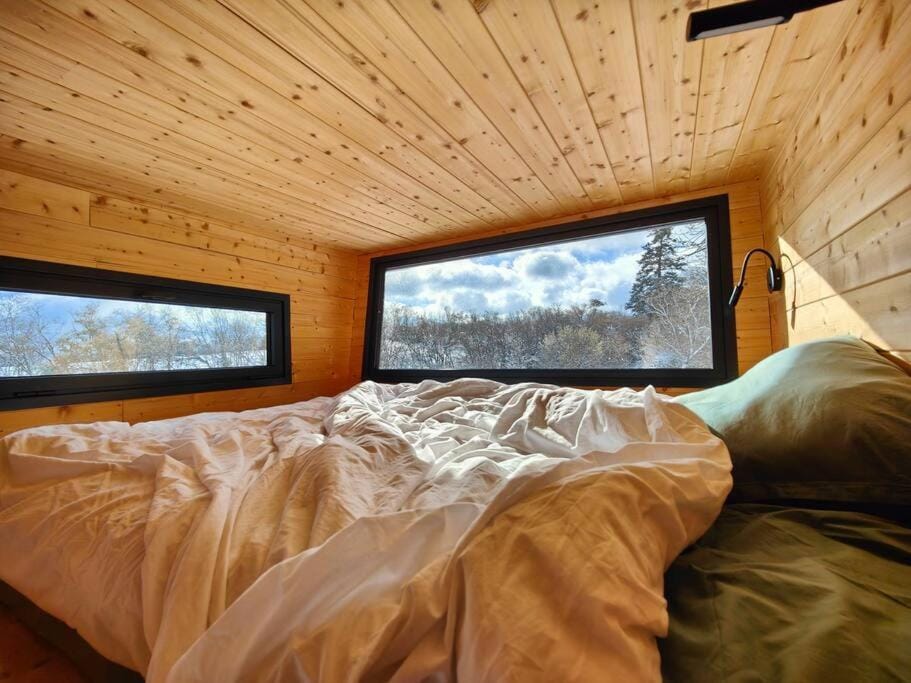 MOOSE home Tiny House Les Chaumes Chalet in Auvergne-Rhône-Alpes