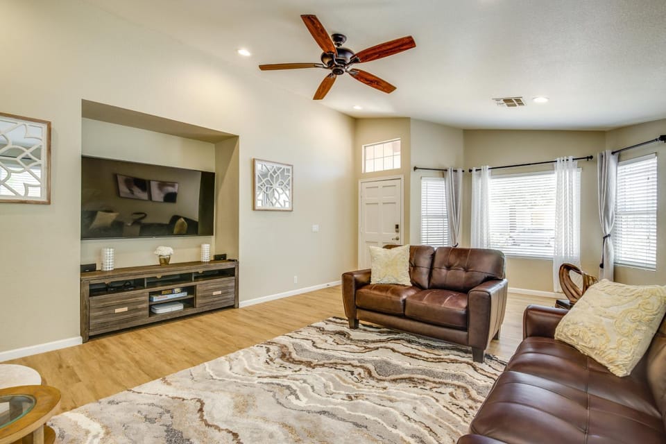 5 Mi to Dtwn Gilbert! Desert Gem w/ Fenced-In Pool House in Gilbert