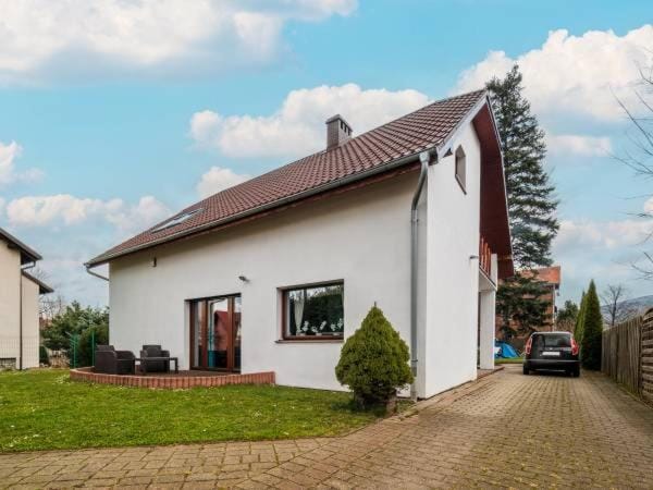 Dom Wakacyjny w Karkonoszach House in Lower Silesian Voivodeship