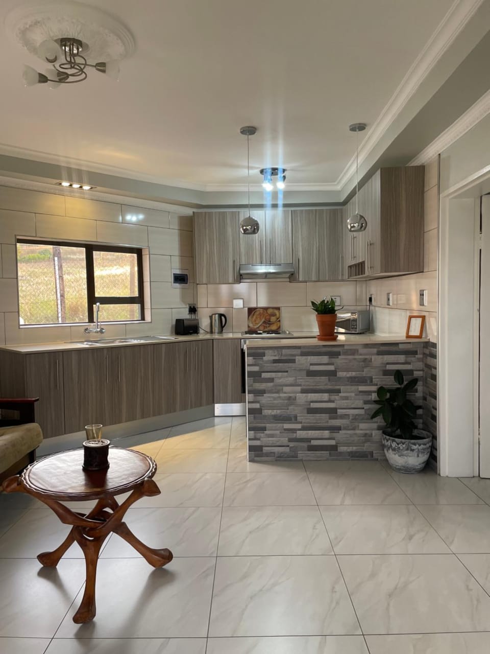 Kitchen or kitchenette, Dining area, minibar, pet friendly, stove