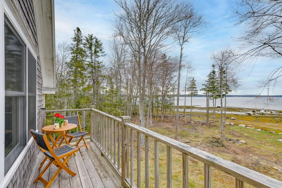 Waterfront Deer Isle Apartment w/ Fire Pit Apartment in Deer Isle