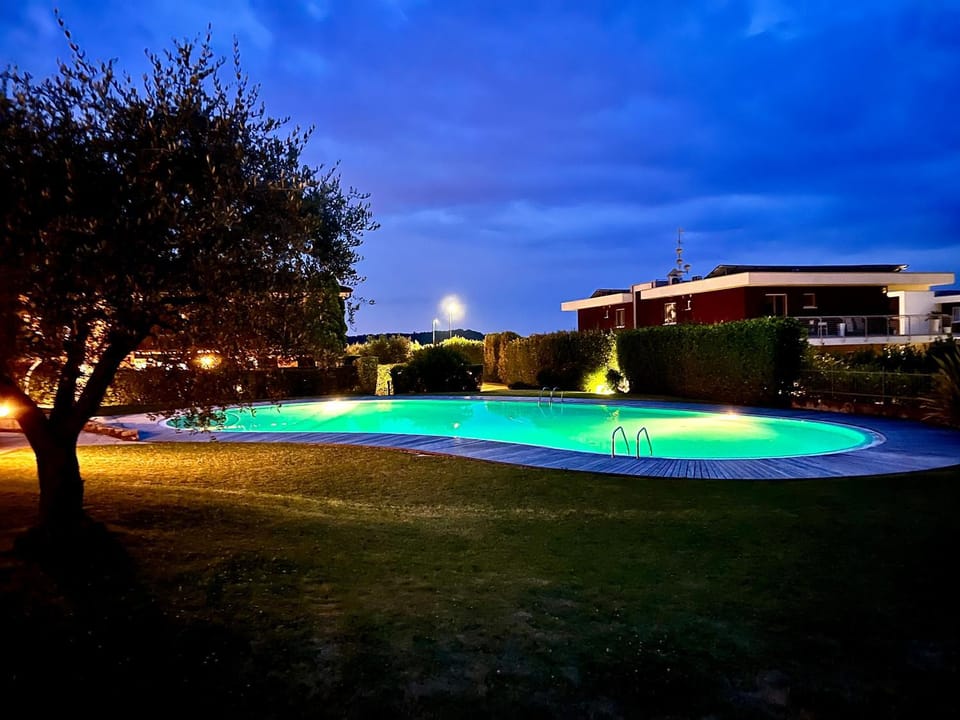 Pool view, Swimming pool
