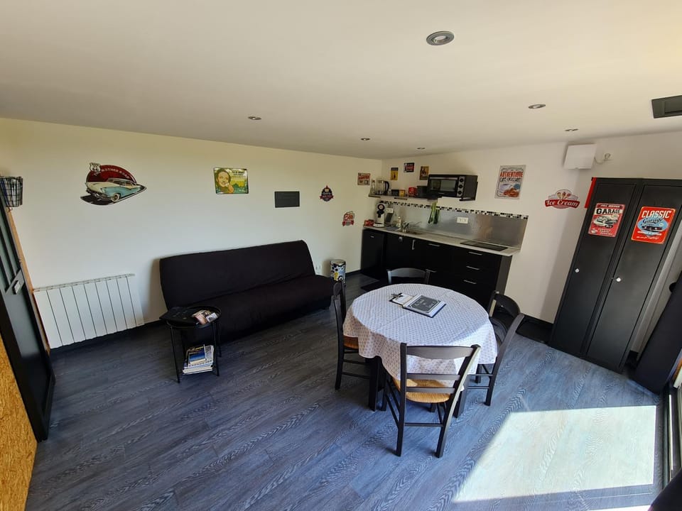 Seating area