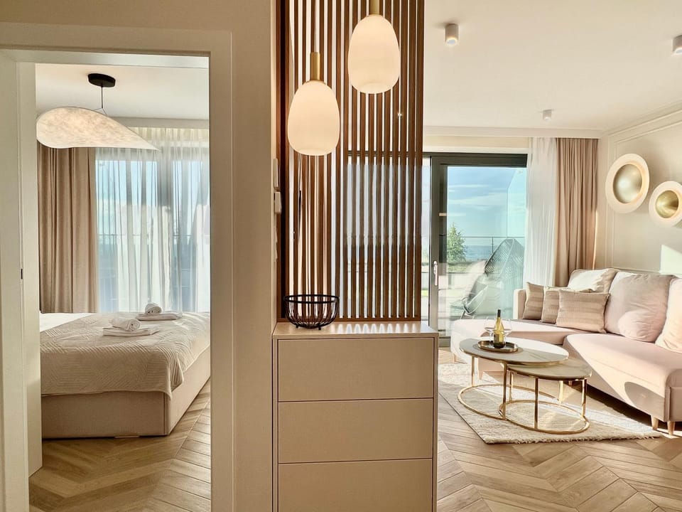 Living room, Photo of the whole room, Bedroom