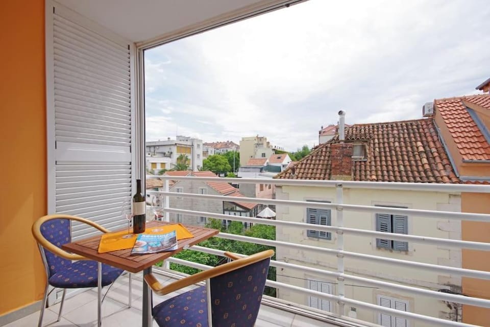 Day, Balcony/Terrace, City view