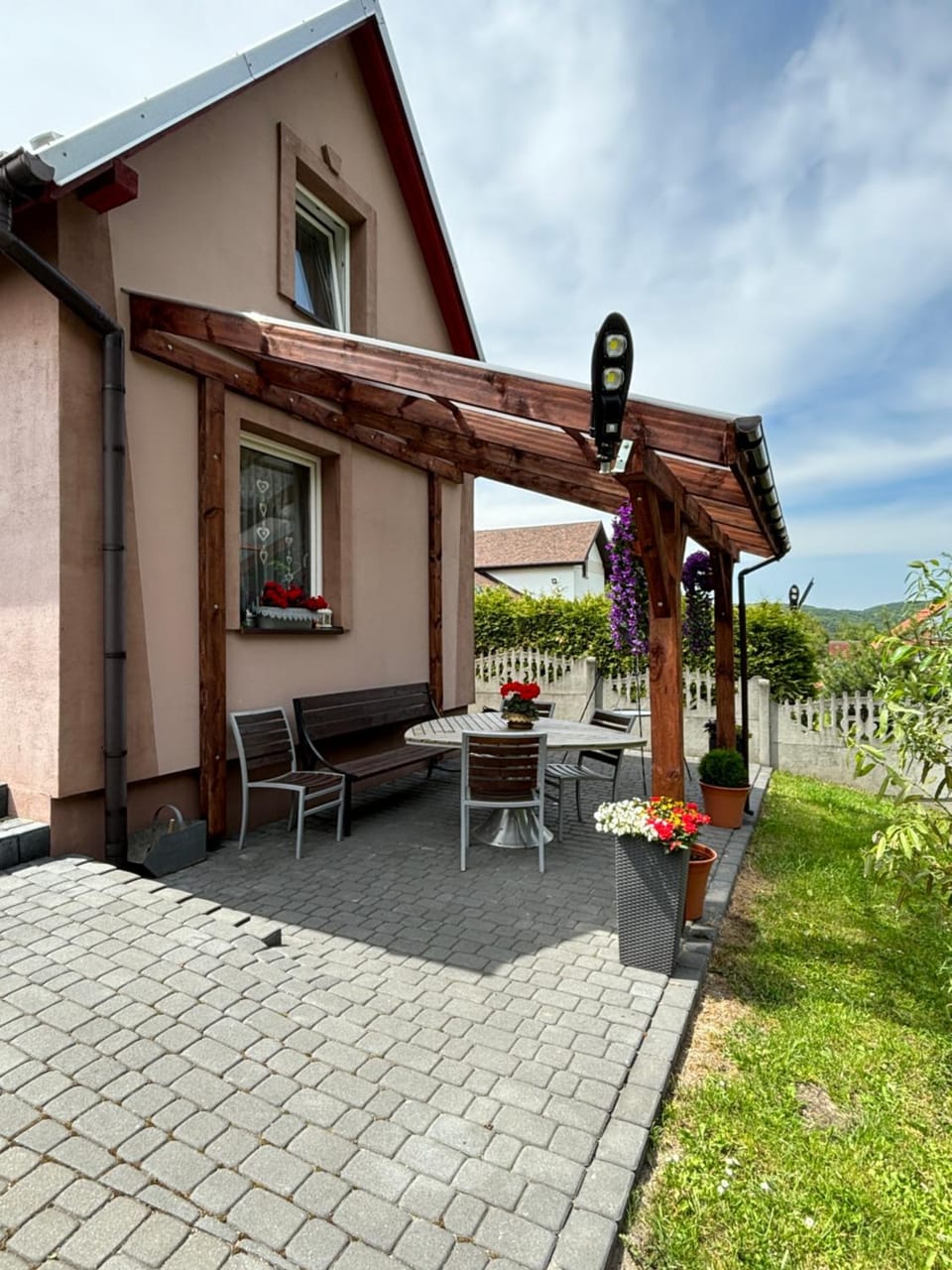 Property building, Natural landscape, Garden