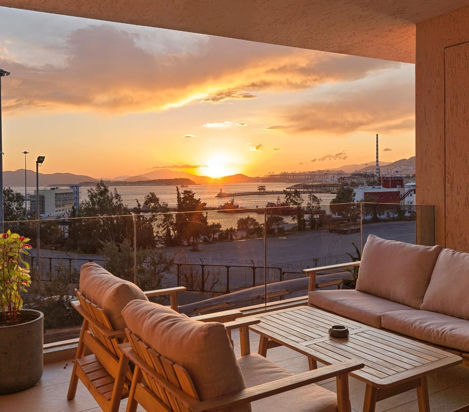 Balcony/Terrace, Seating area, Sea view, Sunset