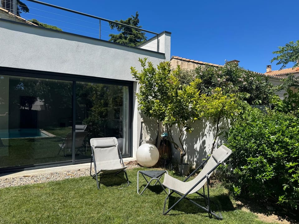 Maison moderne Avignon pour 6 pers Piscine privée Villa in Avignon