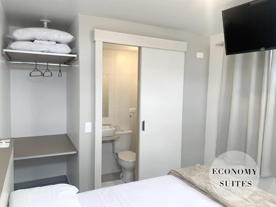 Bathroom, Photo of the whole room