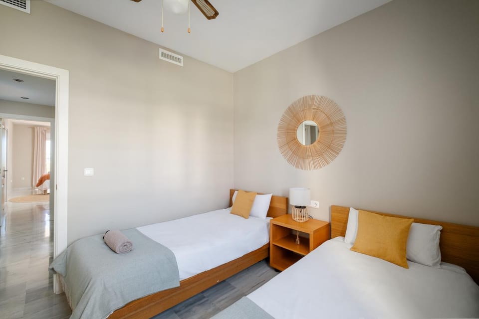 Bed, Bedroom, air conditioner