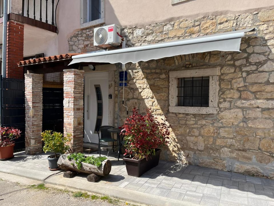 Apartman Lari Apartment in Istria County