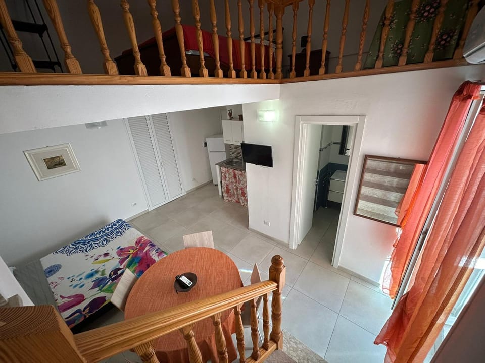 Living room, Photo of the whole room, Seating area, Bedroom