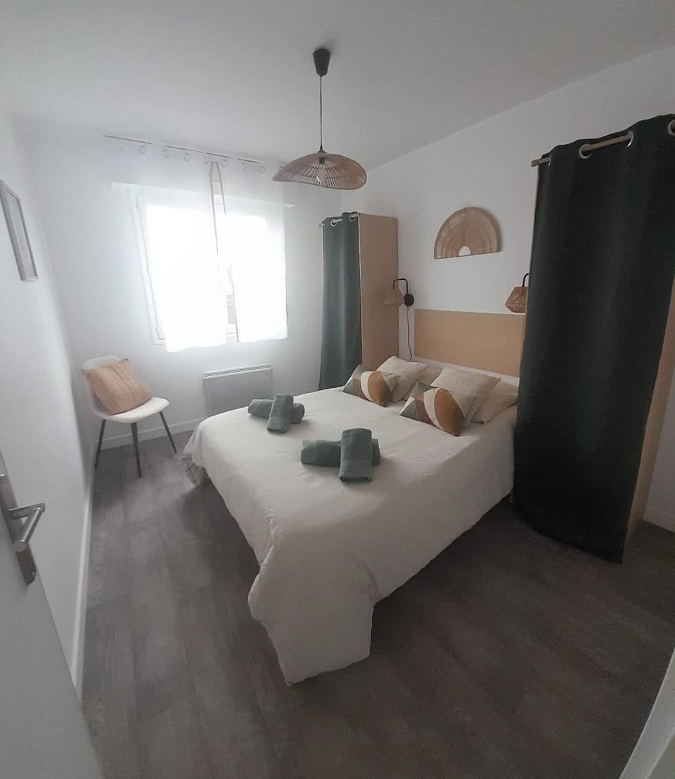 Appartement T2 avec balcon refait à neuf Apartment in Normandy