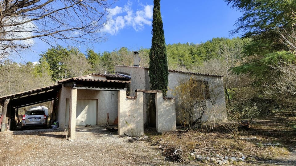 Chambre dans villa Vacation rental in Provence-Alpes-Côte d'Azur