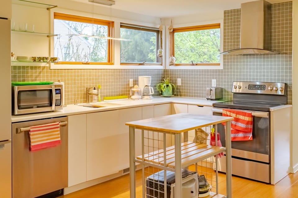 Quiet place with easy access NYC Apartment in River Edge