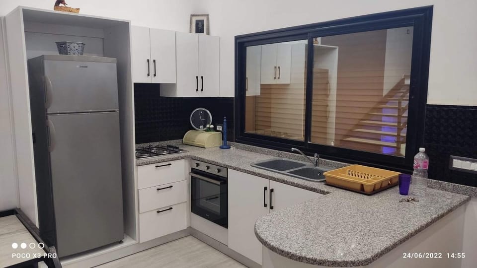 Kitchen or kitchenette, minibar, oven, pet friendly, stove