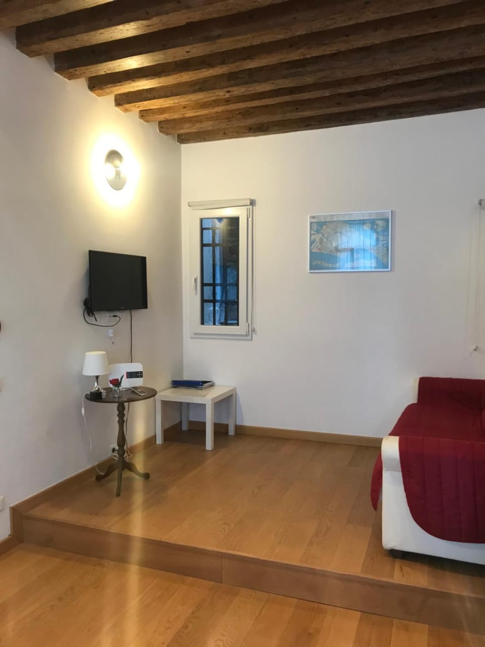 Communal lounge/ TV room, Living room