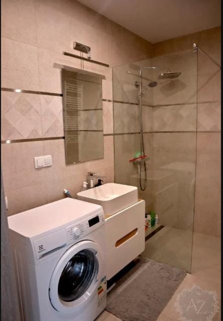 Shower, washing machine