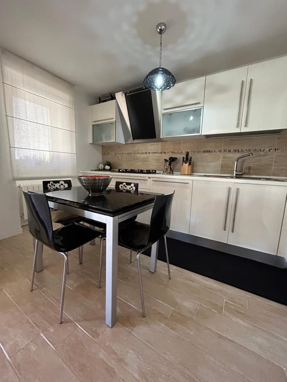 Kitchen or kitchenette, pet friendly, stove