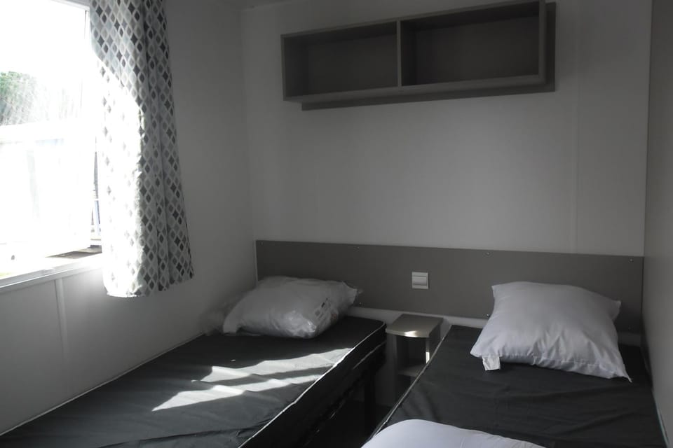 Mobil home Campground/ 
RV Resort in Nouvelle-Aquitaine