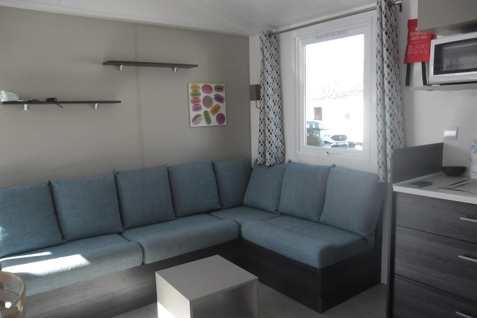 Mobil home Campground/ 
RV Resort in Nouvelle-Aquitaine