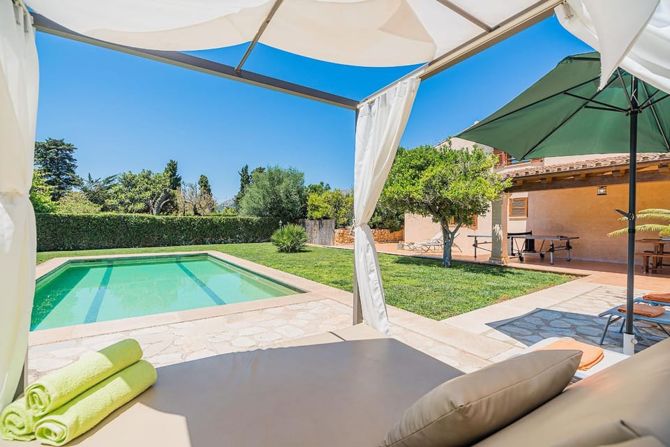 Cuxach Nou Villa in Raiguer