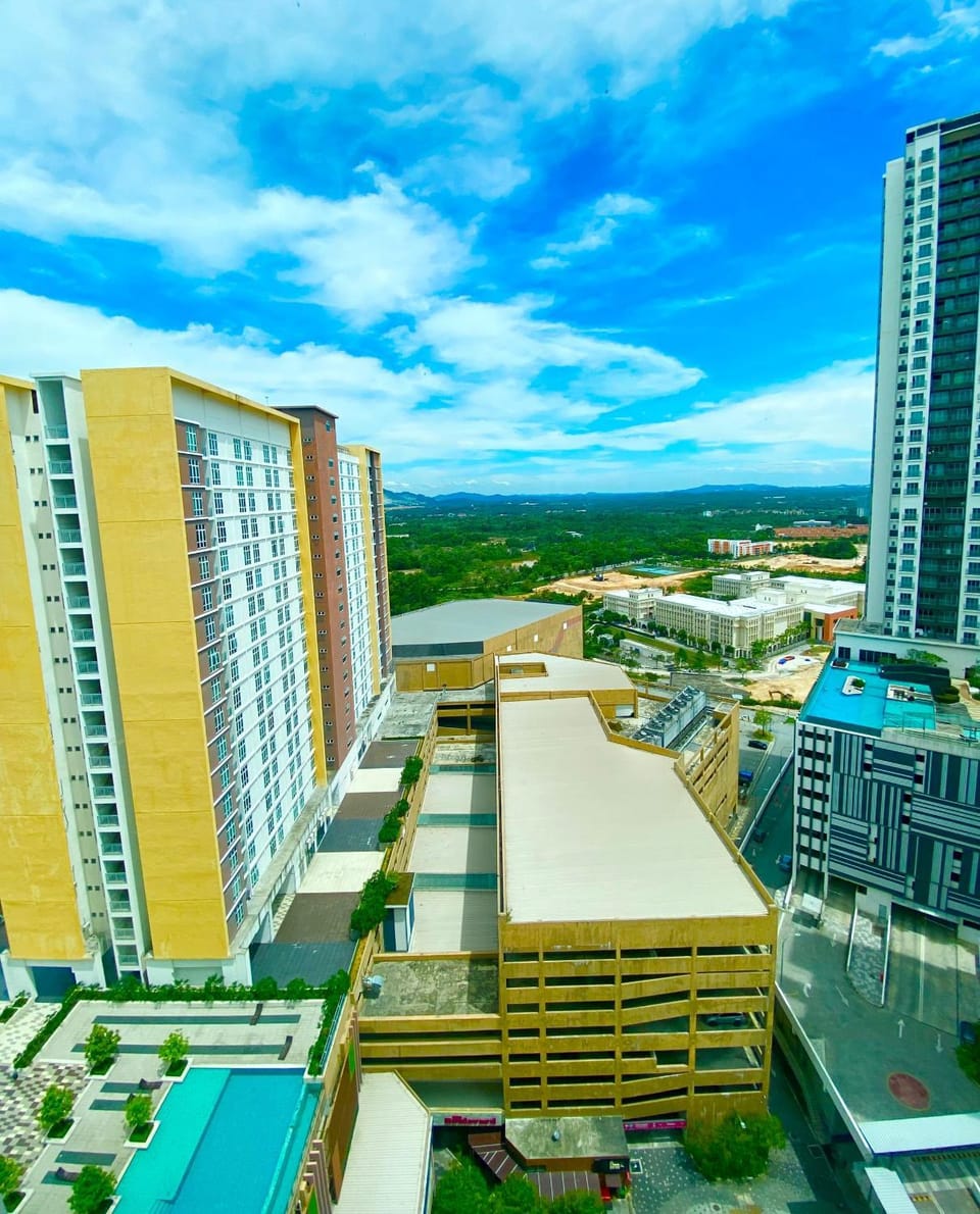 2 Bedrooms Suites at Mesahill Nilai with Mall by D'KAY HOMES, near USIM KLIA Apartment in Negeri Sembilan, Malaysia