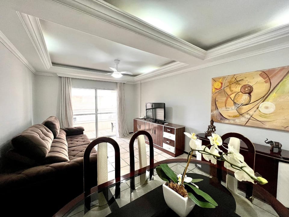 Communal lounge/ TV room, Living room, Dining area