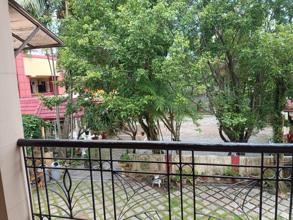 Balcony/Terrace, Garden view