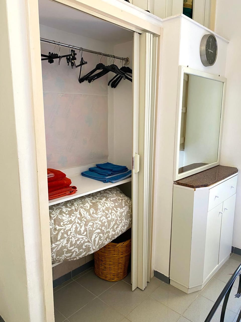 wardrobe