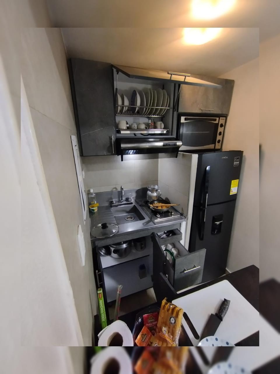 Kitchen or kitchenette, pet friendly, stove