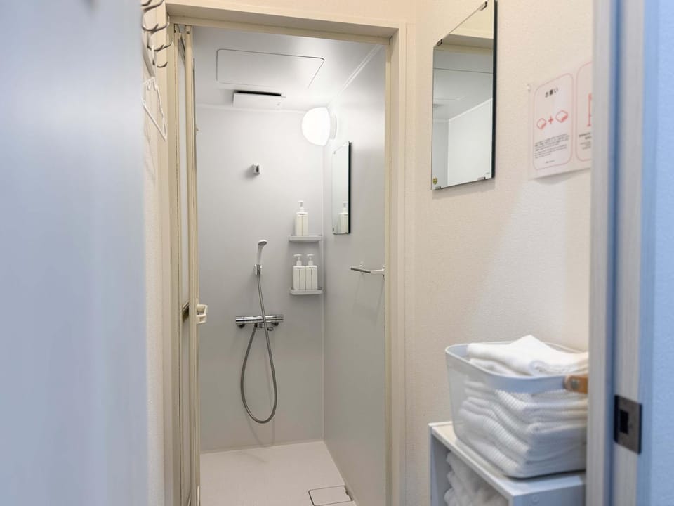 Shower, Bathroom