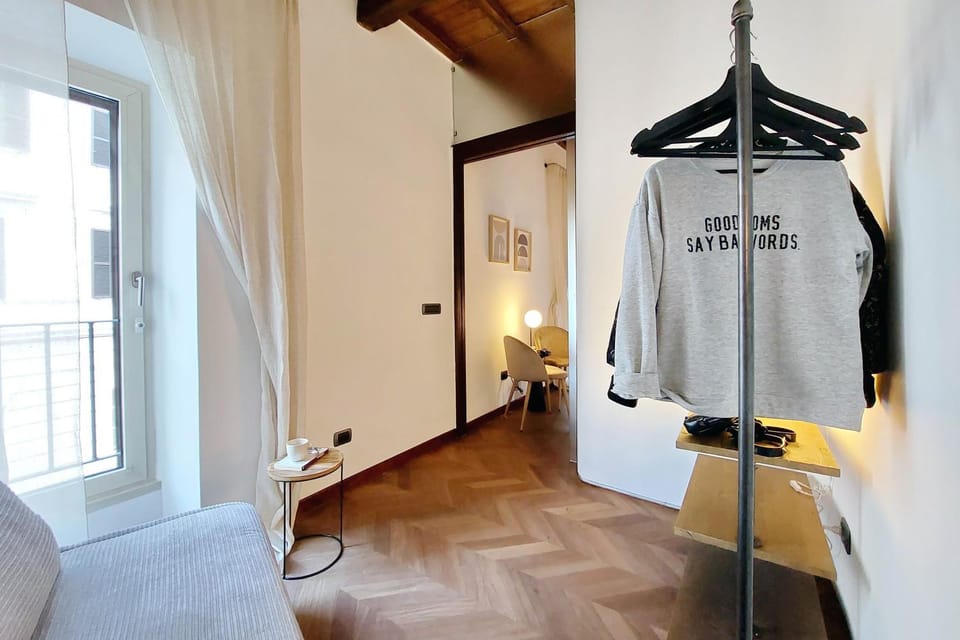 Bedroom, wardrobe