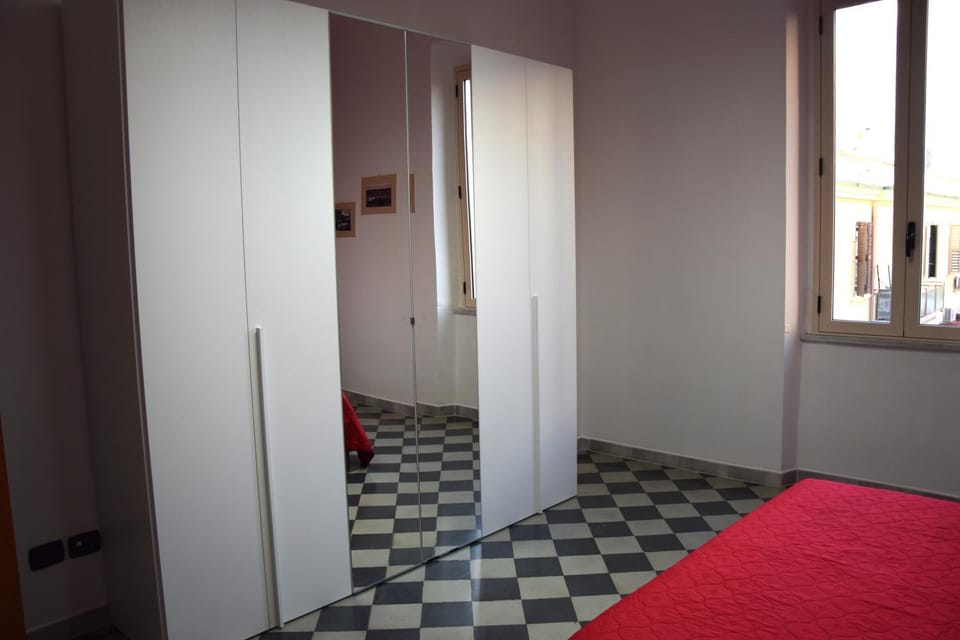 Bed, Photo of the whole room, Bedroom, wardrobe