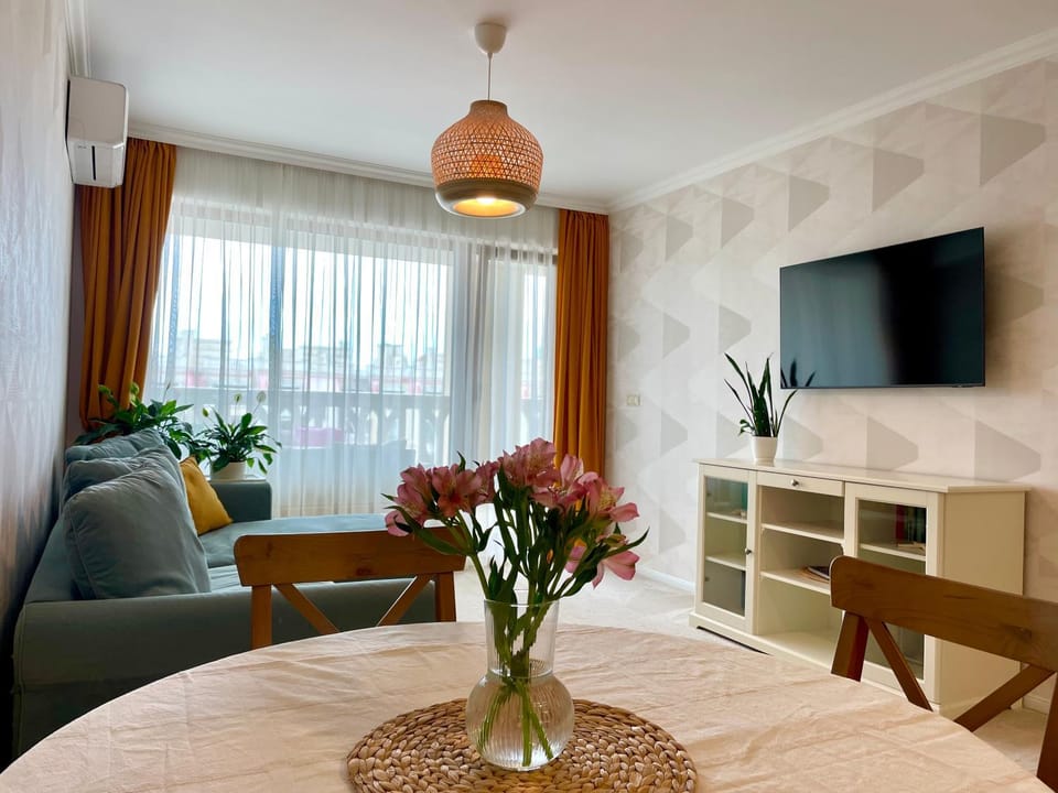 South Bay Family Apartment with 2 Parking Spaces Apartment in Varna