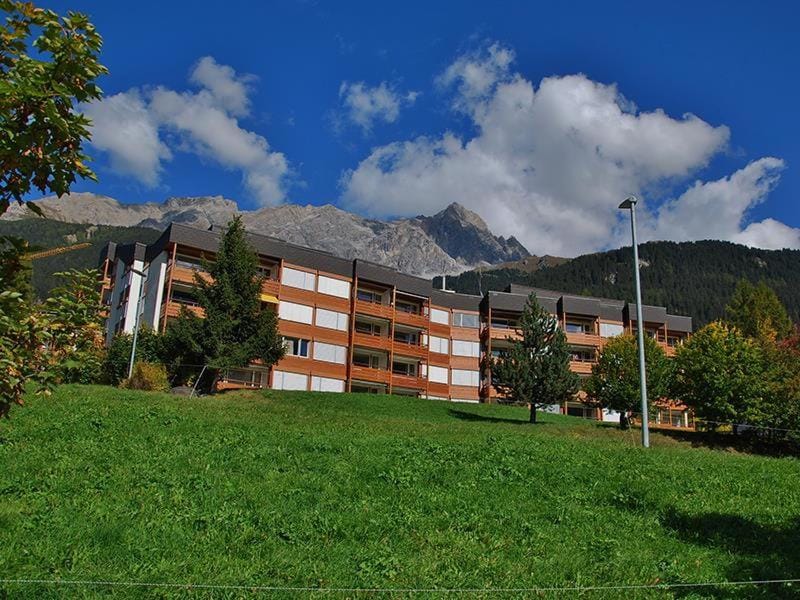 Property building, Spring, Mountain view