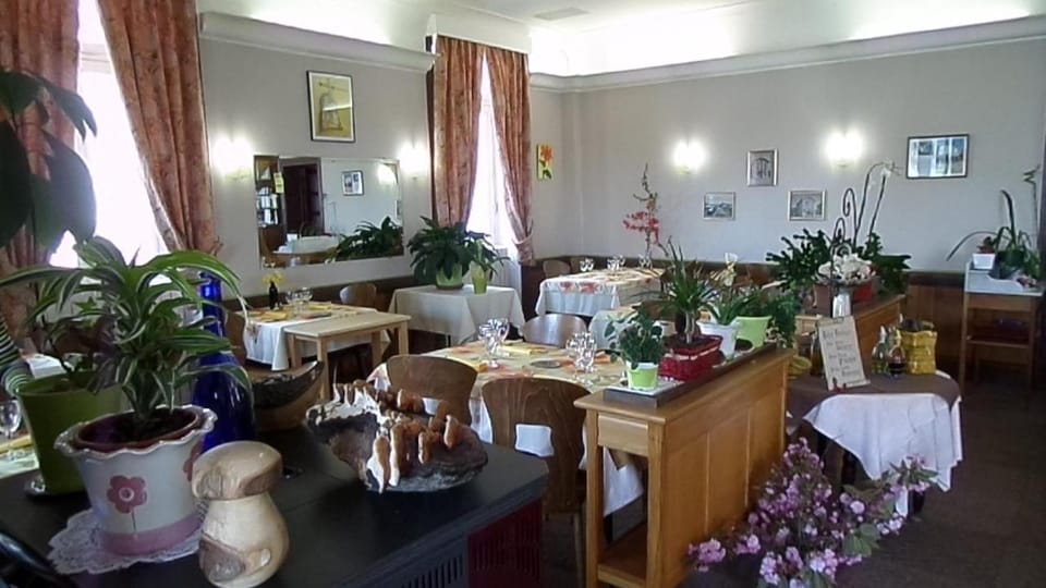 Hotel La Vie En Rose Hotel in Auvergne-Rhône-Alpes