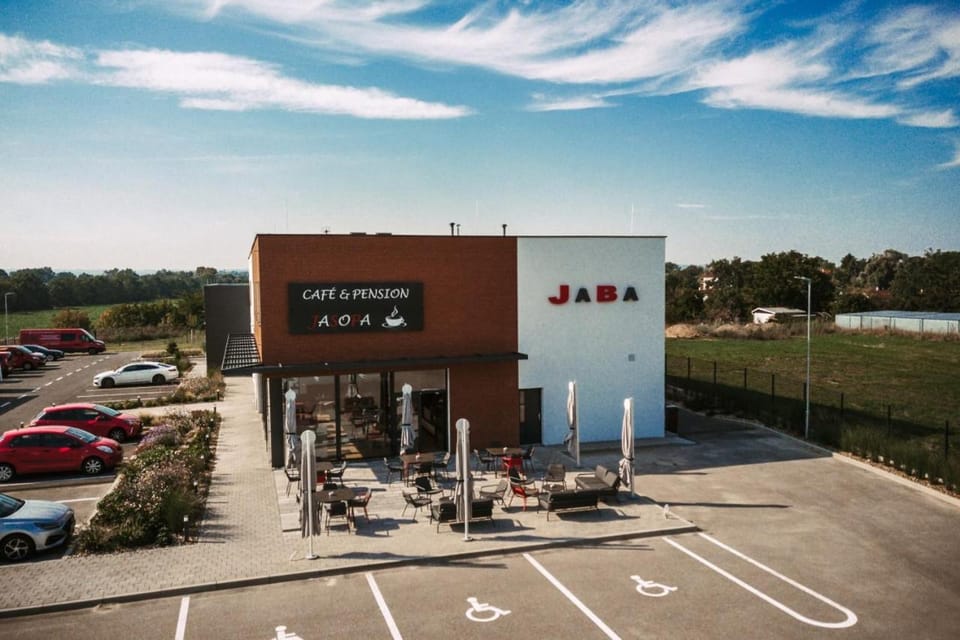 Property building, Breakfast, Parking