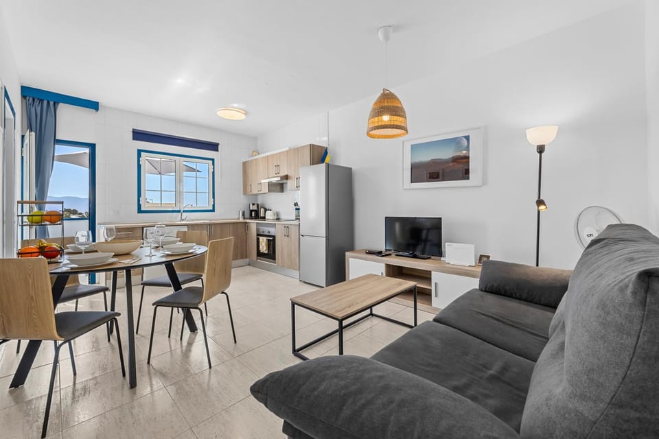 Home2Book Sunshine Apartment Playa Blanca, Terrace Apartment in Playa Blanca