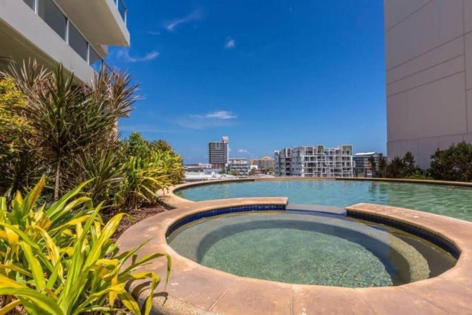 Pandanas 15th fl with harbour and city views Apartment in Darwin