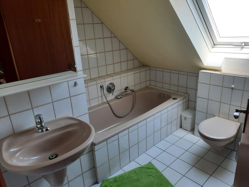 Toilet, Bathroom, Bath